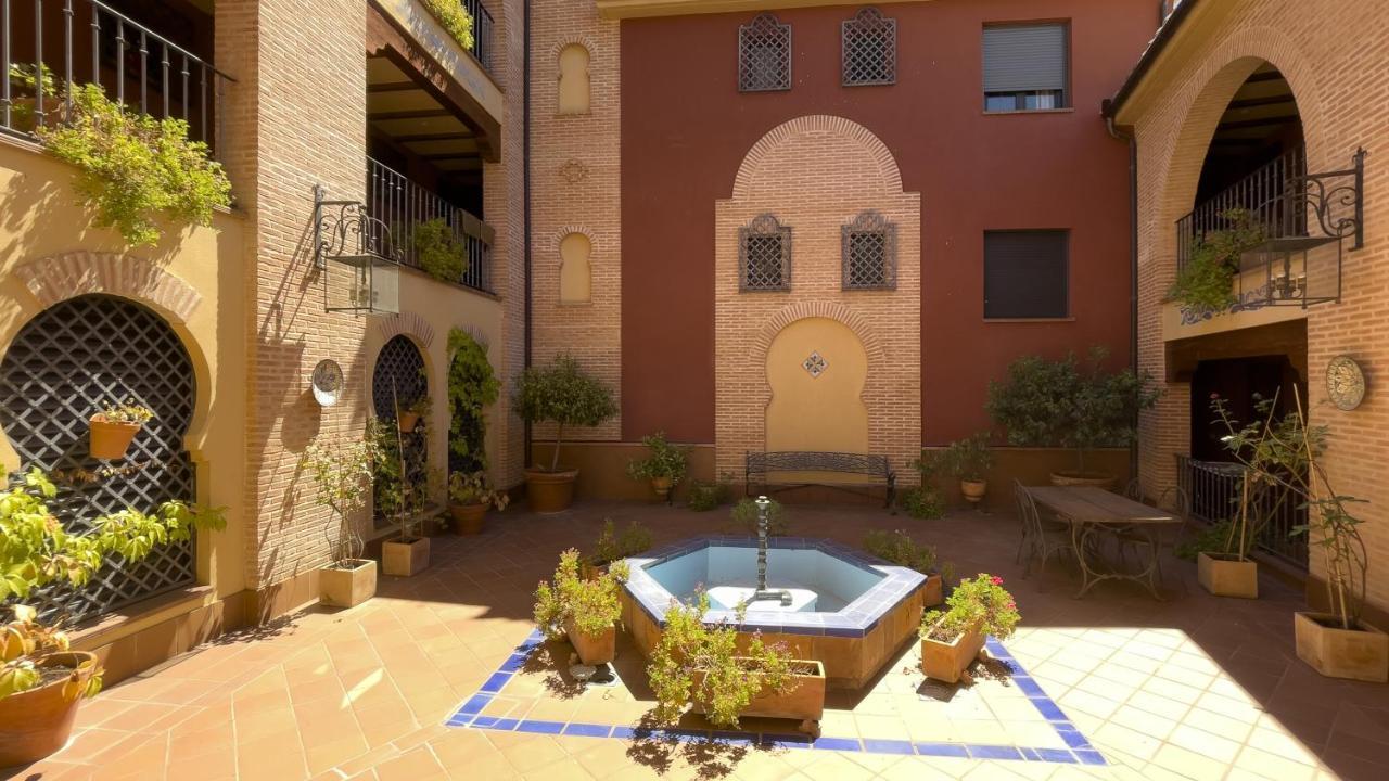 El Capricho De Ana - Apartamentos Aloha Toledo Bagian luar foto